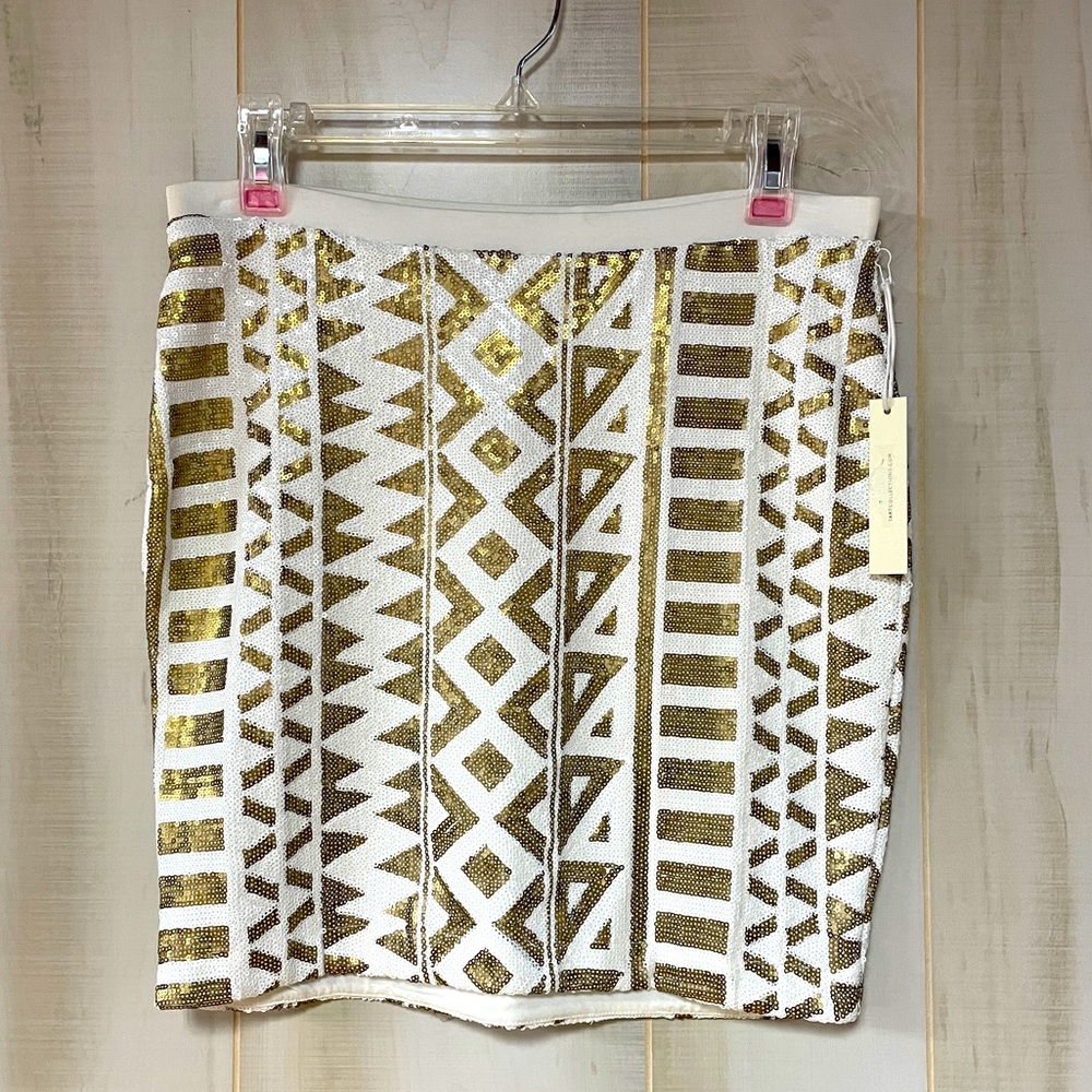 NWT Tart Collections White And Gold Sequin Aztec Pattern Miniskirt Sz M